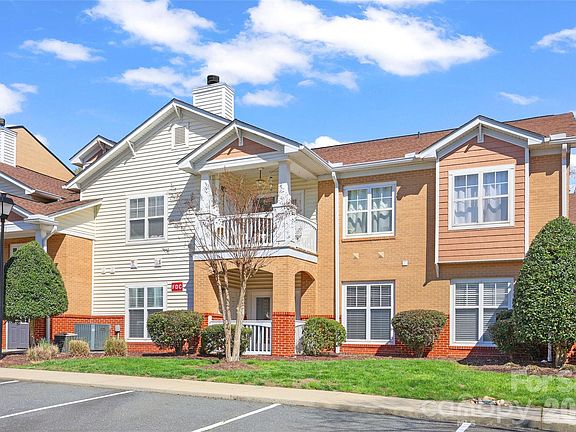 2nd image of 17157 Red Feather Dr