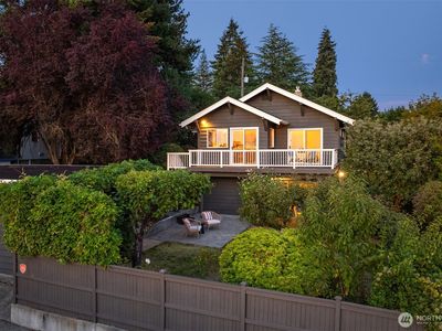 9015 38th Avenue SW, Seattle, WA, 98126
