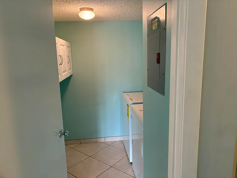 826 Sky Pine Way #G2 — Photo 13