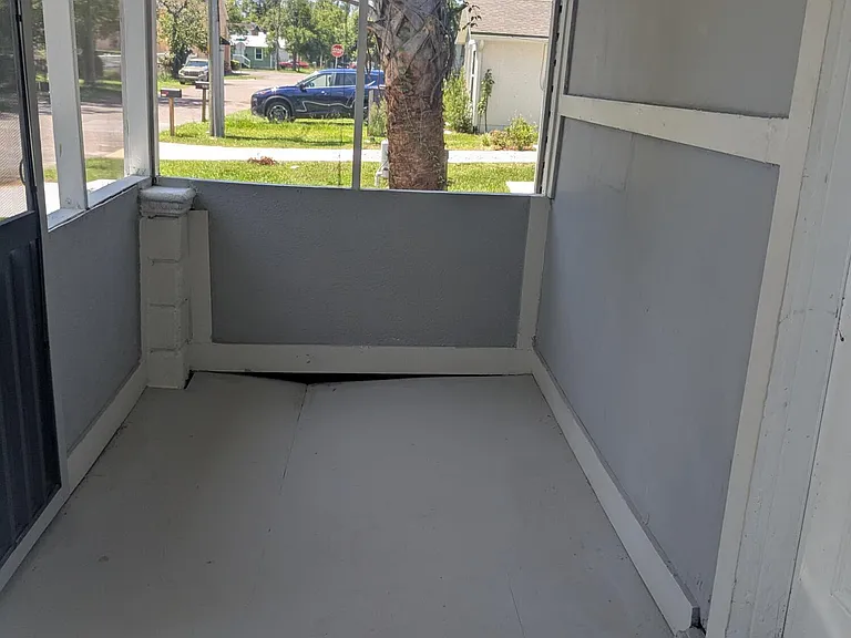1524 Mount Herman St — Photo 2