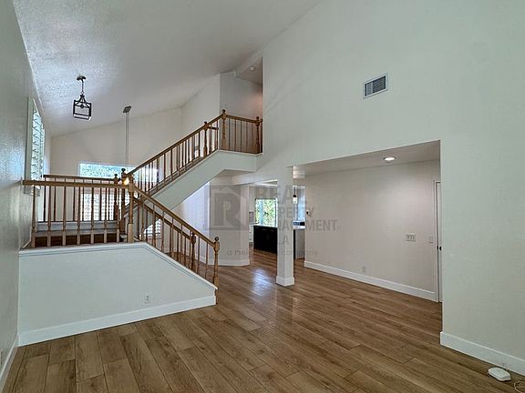 4th image of 30882 Kiowa River Ct