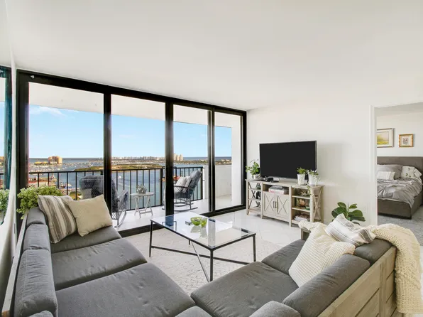 5600 N Flagler Dr Penthouse 107, West Palm Beach, FL 33407