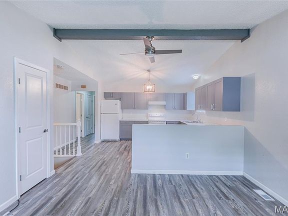 5th image of 883 Lester Ave