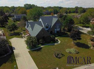 5473 W Dartmoor Dr, Monroe, MI 48161