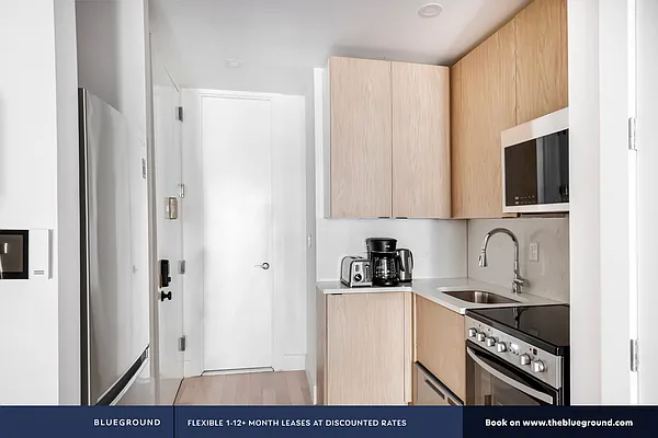 Rented by The Blueground | media 22