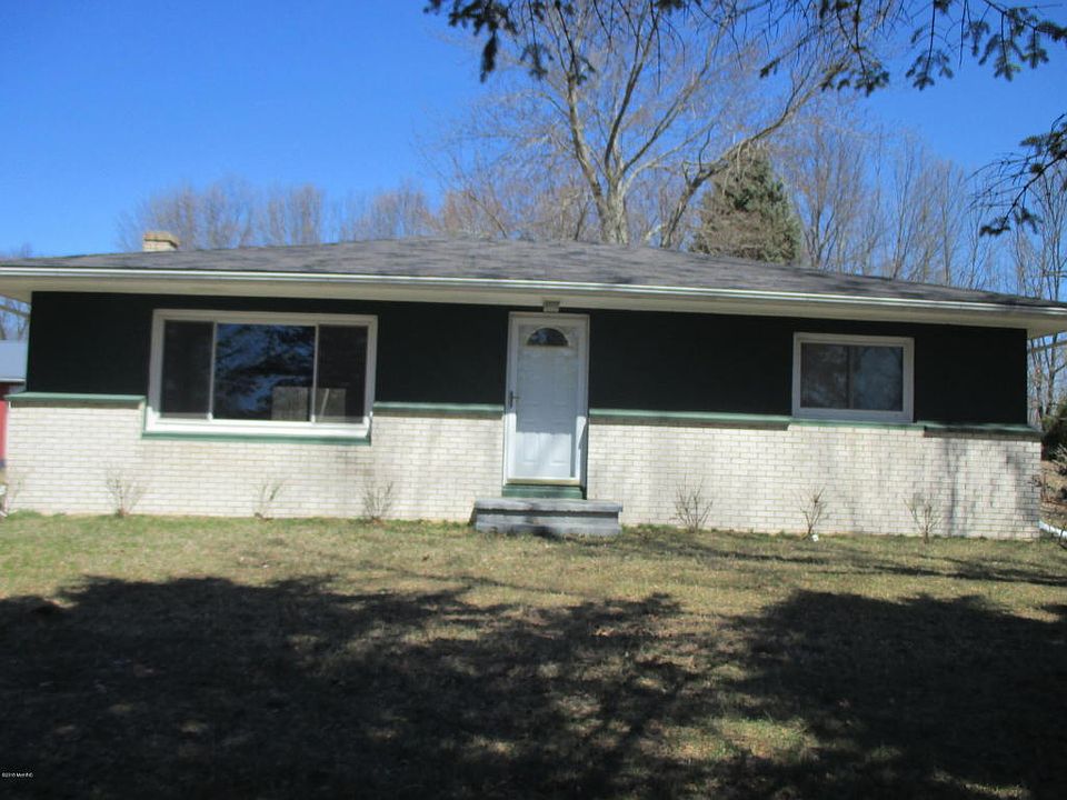 1st image of 22702 E McGillen Ave