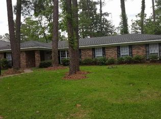 821 Winthrop Cir, Jackson, MS 39206