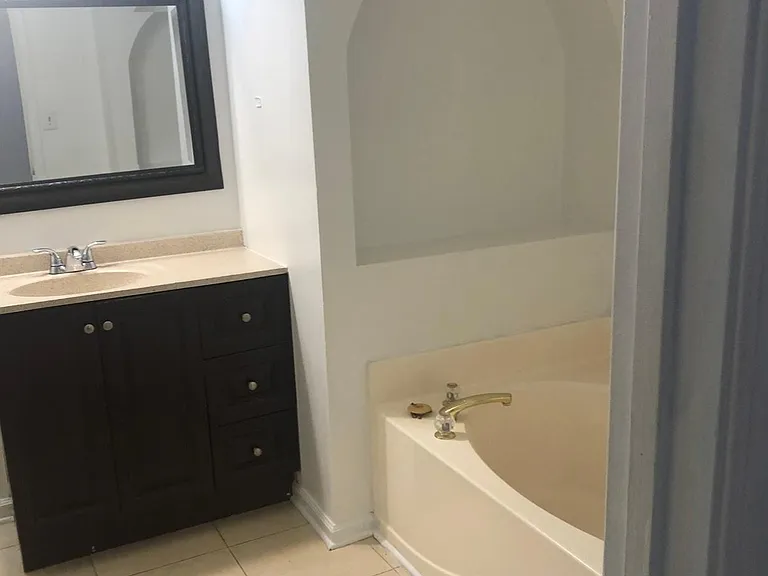 343B Tara Rd — Photo 8