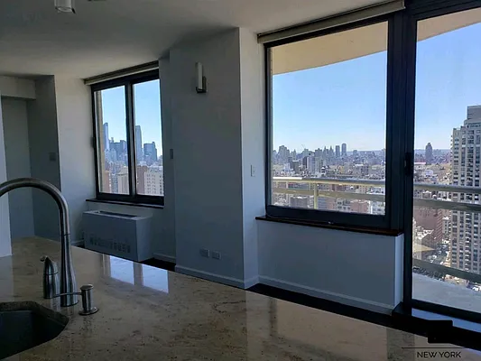 Rented by R New York | media 2