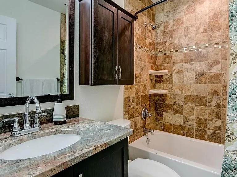 1535 Bradley Dr — Photo 18