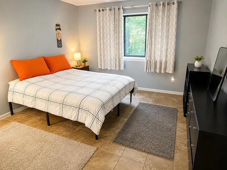 37 Steeplechase Ct — Photo 2