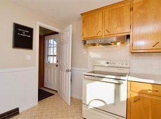 20 Edward St, Agawam, MA 01001