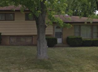 120 Glen Ellyn Rd, Bloomingdale, IL 60108