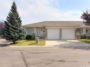 165 Robert St W #417, Swift Current, SK S9H5E7