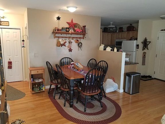 5th image of 84 Aborn St Unit 1202