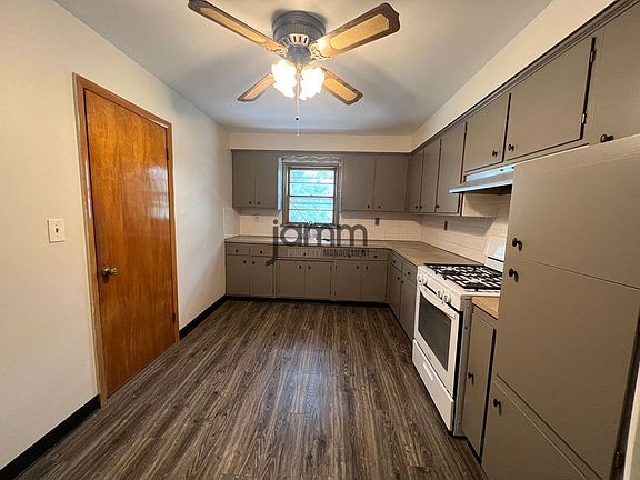 5th image of 26200 Lakeshore Blvd #2