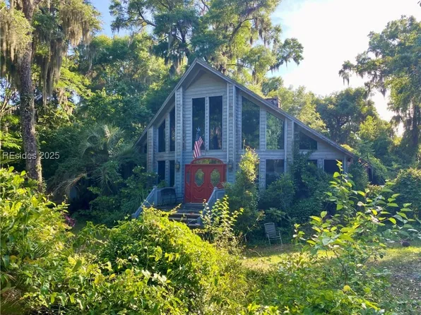 205 Stuart Town Rd, Beaufort, SC 29902