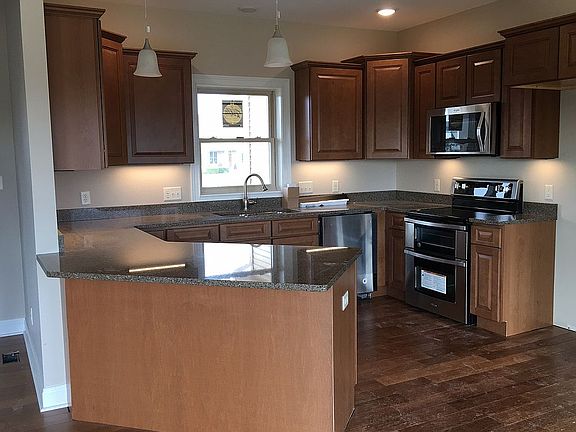 3rd image of 2781 Abby Ln