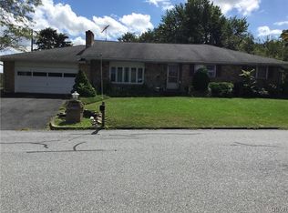 2508 Gap View Rd, Slatington, PA 18080