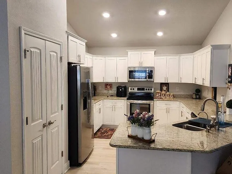 11729 Poston Rd — Photo 8