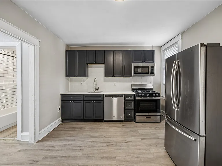 1117 Rosalie St — Photo 11