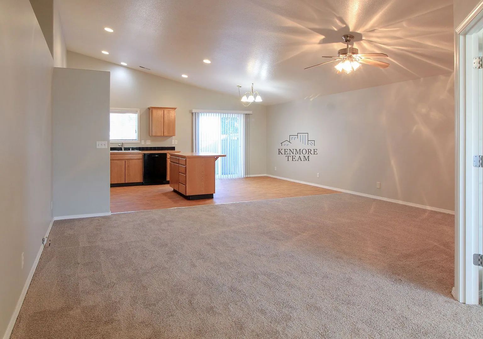 3 Bedroom, 2 Bath + an Office Home in West Pasco — Photo 4