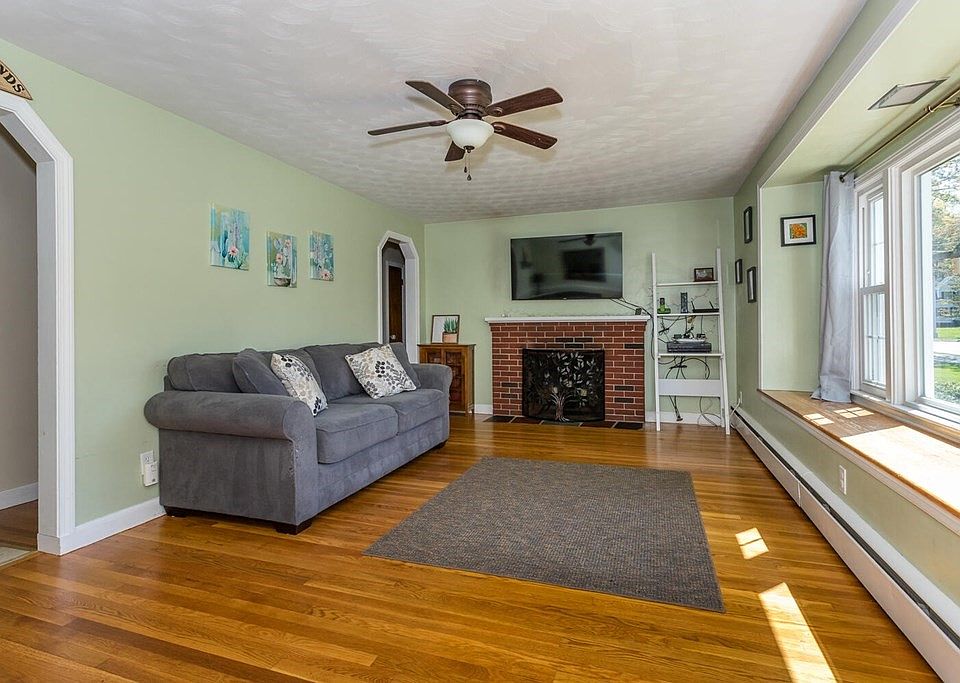 286 Shrewsbury St, Holden, MA 01520 Zillow