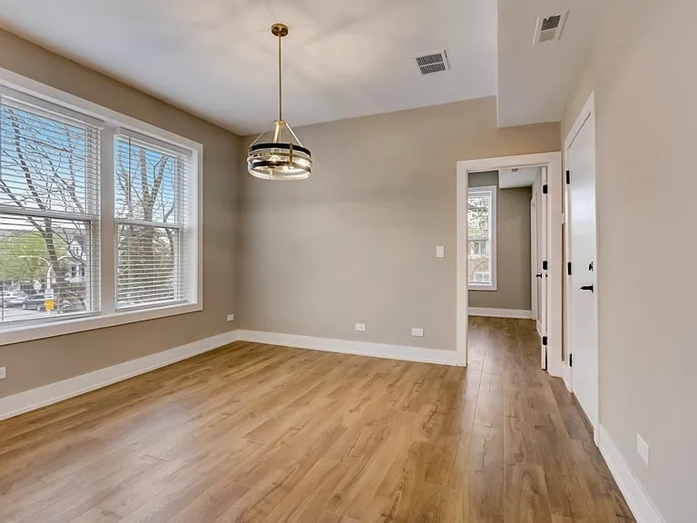 3001 N Sawyer Ave #1E — Photo 5