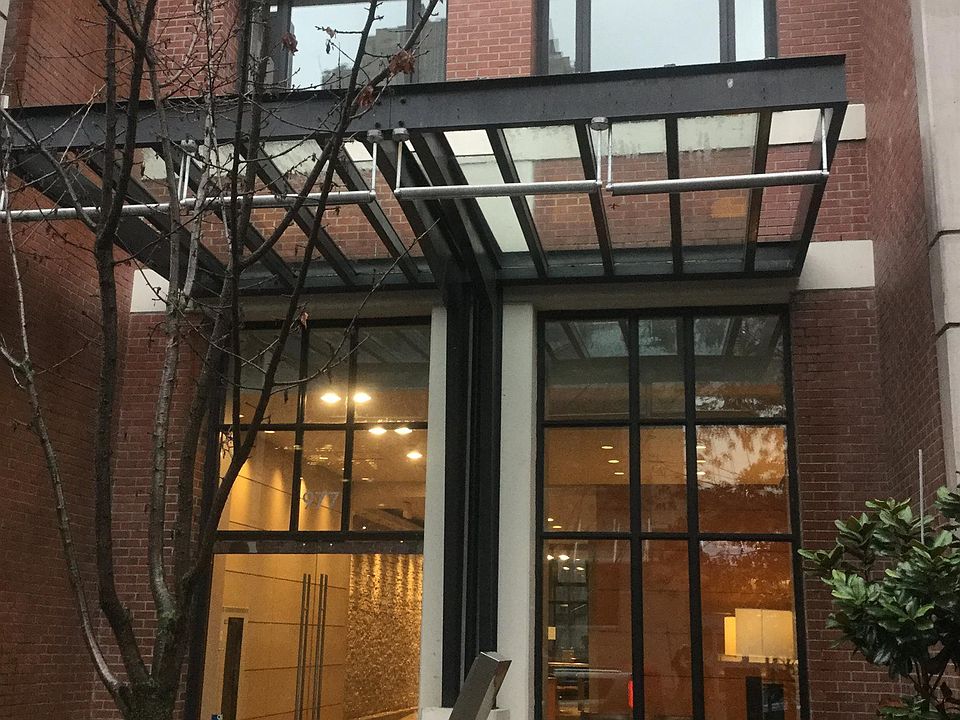 1st image of 977 Mainland St #602