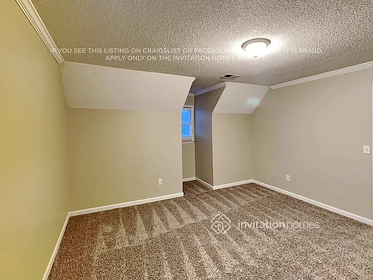 4881 Tree Tops Dr — Photo 13