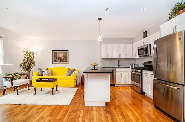 Sold by Compass | media 23