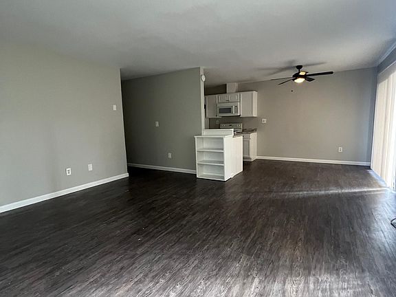 2nd image of 4515 4th St APT 1