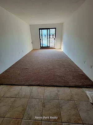 Rented by Metro Park Realty Inc | media 25