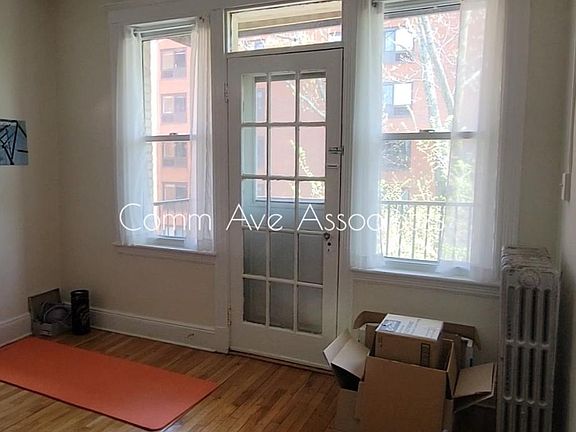 4th image of 1620 Commonwealth Ave #12