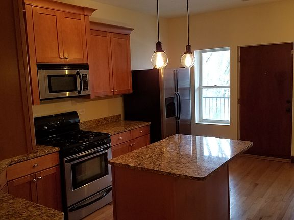 3rd image of 1501 W Ardmore Ave #2