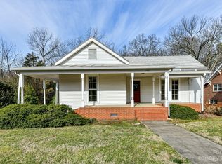 705 N Main St, Davidson, NC 28036