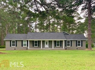 111 W Willow Creek Ln, Mc Rae, GA 31055