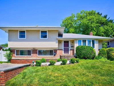 19 Shelly Lane, Bethpage, NY, 11714