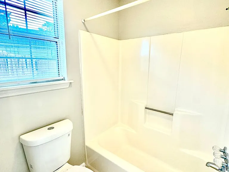 8693 Blackshear Ct — Photo 16