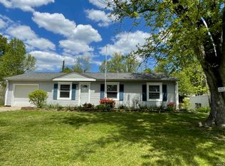 346 S Cedar Dr, Ellettsville, IN 47429