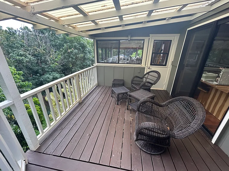 Back lanai