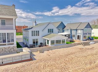 610 Edgemere Dr, Rochester, NY 14612