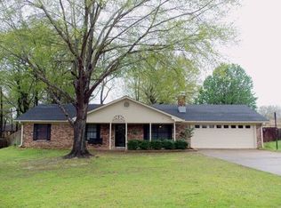 16734 Shadyridge Dr, Tyler, TX 75703