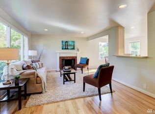 8217 36th Ave NE, Seattle, WA 98115