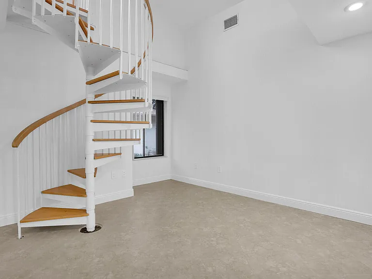 112 Inner Harbour Way — Photo 26