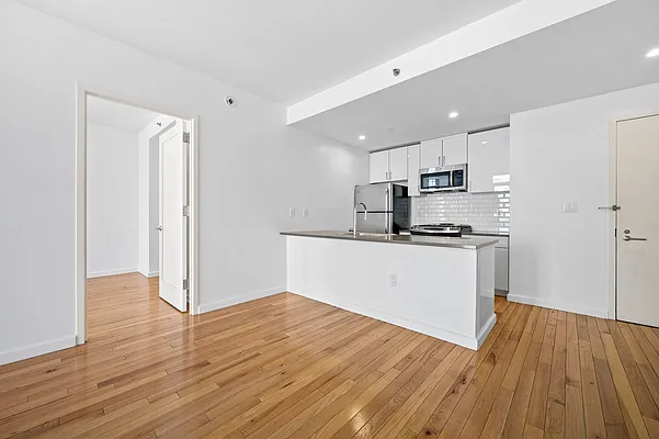 Rented by Nest Seekers International | media 36