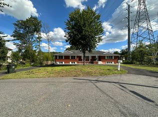 50 Apollo Ave #1, Avenel, NJ 07001