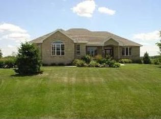 7737 Pamela Cir, Verona, WI 53593