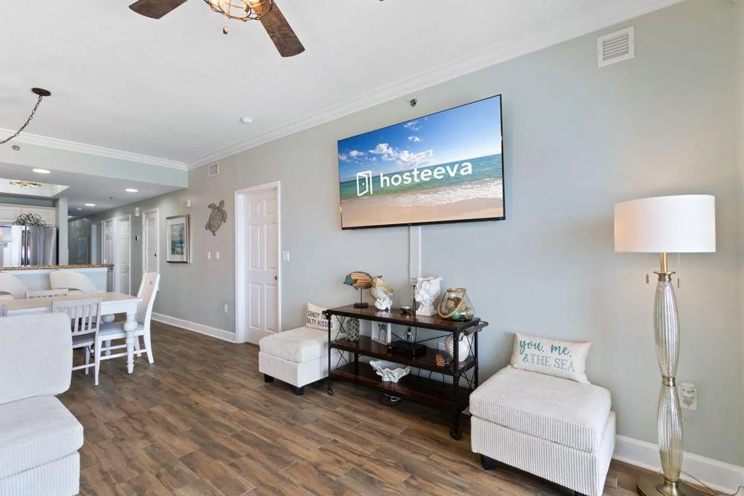 3 bed, 2.0 bath, 1291 sqft, $3,527 — Photo 2