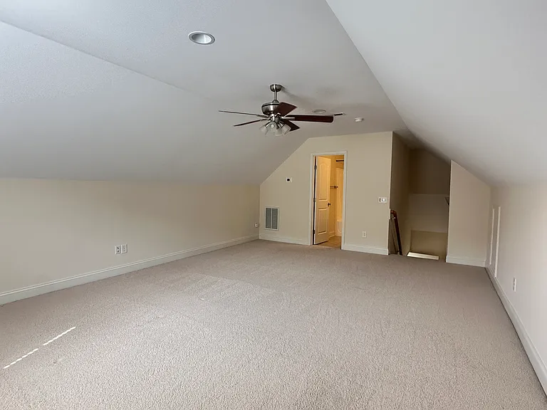 4612 Cottendale Dr — Photo 33